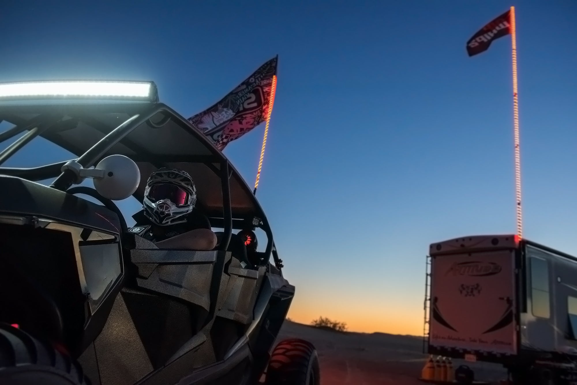How Can a Detachable LED Whip for RVs Enhance Safety and Nighttime Vis ...